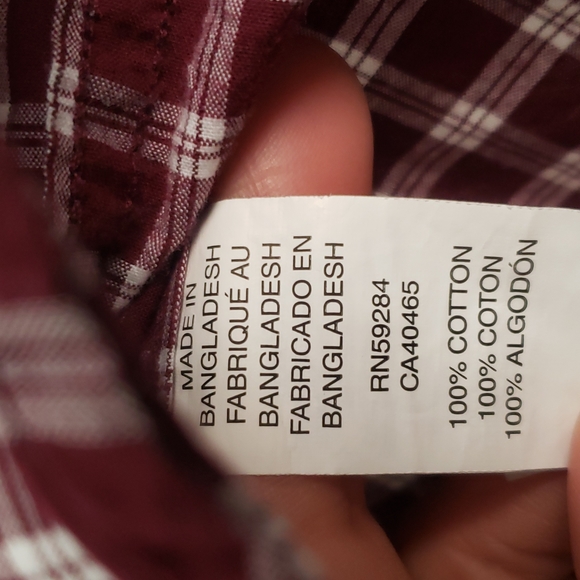 T shirt  children place square red and white - Picture 3 of 3